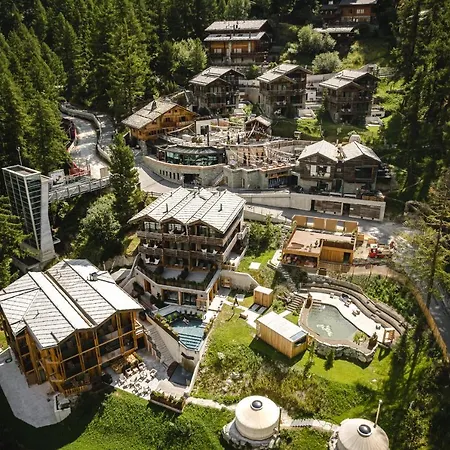 Cervo Mountain Resort